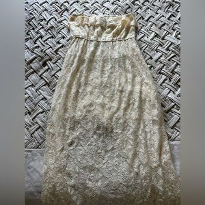 Creme lace strapless long women’s dress. Size M